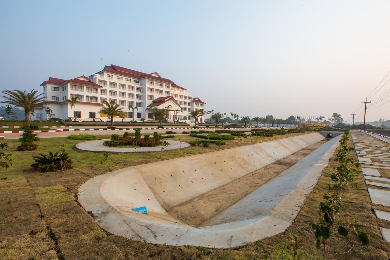 Paksong Danngarm Hotel Exterior photo